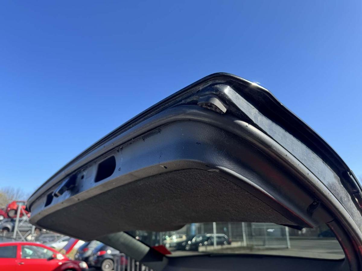 Volvo V70 2 original Heckklappe mit Scheibe 01900 Black Stone Rohbau BJ06